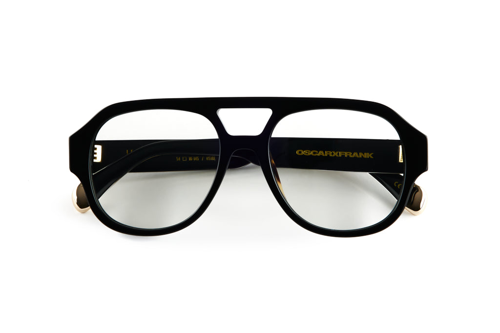 LE STYLE/ GLOSS BLACK - Blue Light