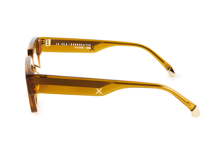 LA ISLA - CARAMEL / Blue Light