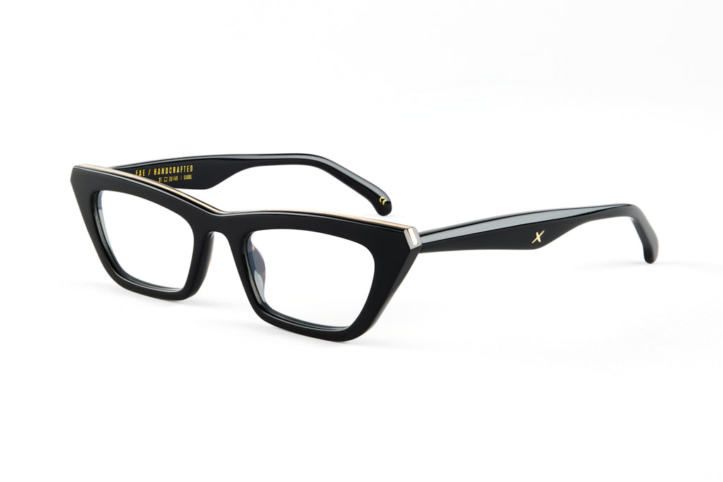 FAE/ GLOSS BLACK - Blue Light