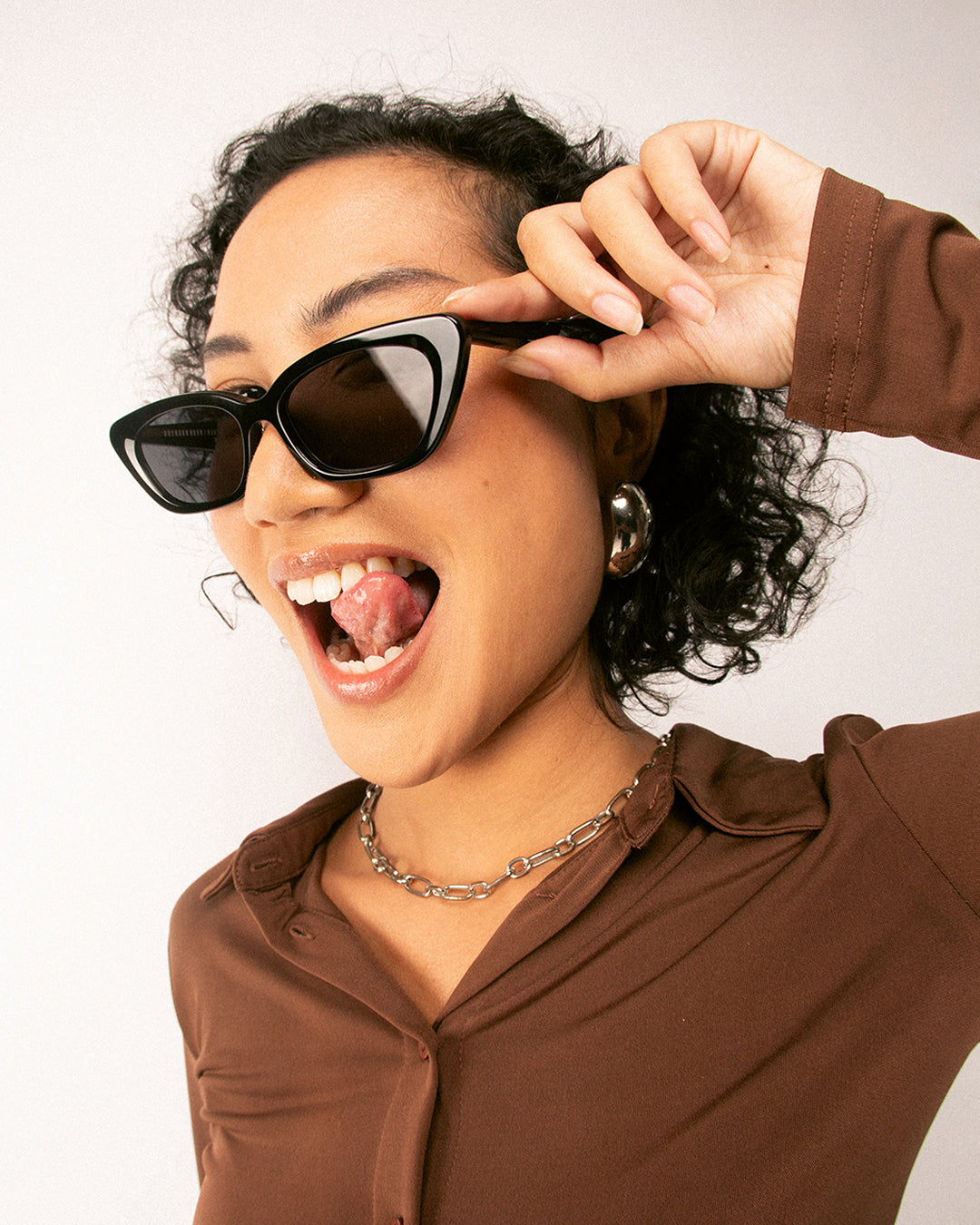 ORCHARD ROAD - Gloss Black