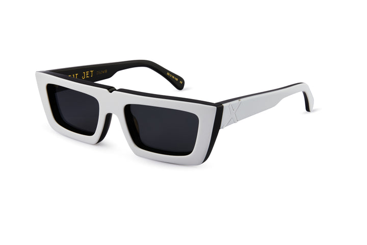 LIL JET/ WHITE BLACK