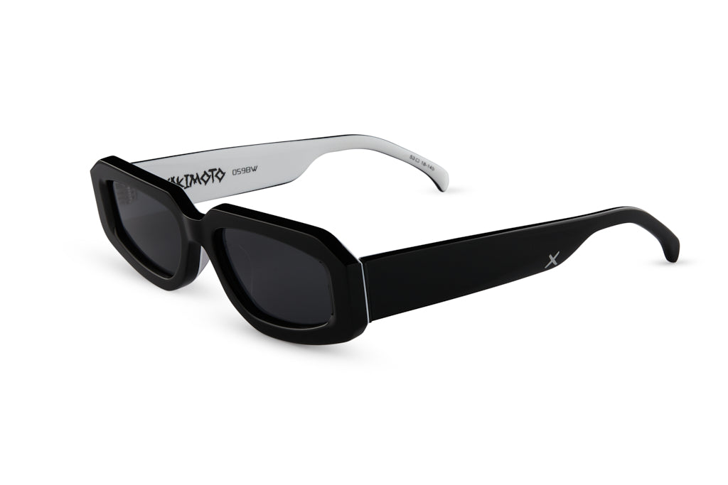 YAKIMOTO/ BLACK WHITE