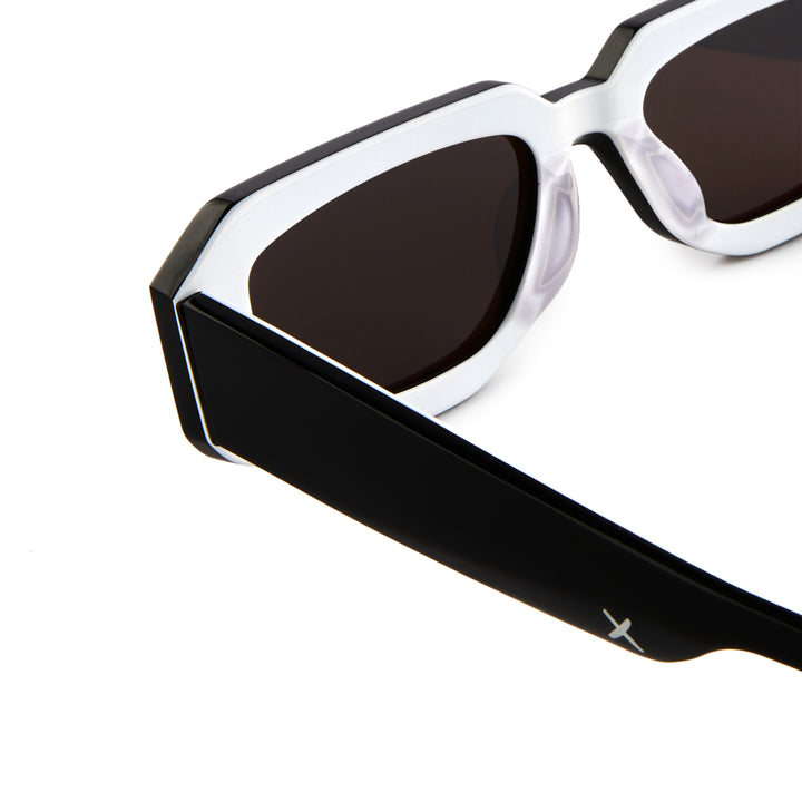 YAKIMOTO/ BLACK WHITE